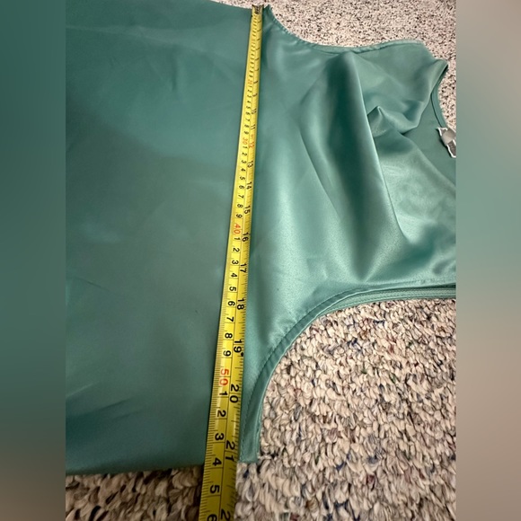 Pleione Sleeveless Satin Blouse - Picture 6 of 8